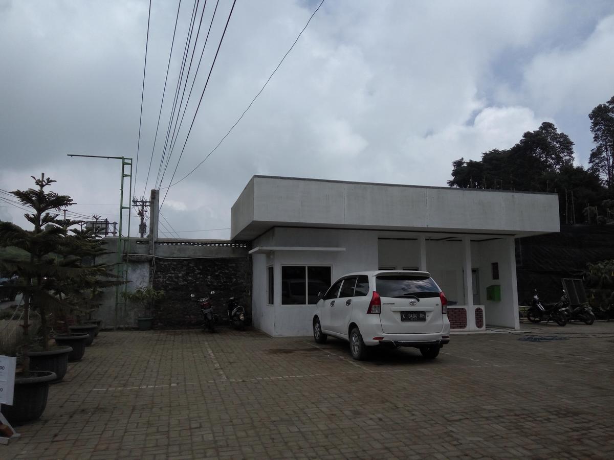 Tani Jiwo Hostel Diyeng Экстерьер фото