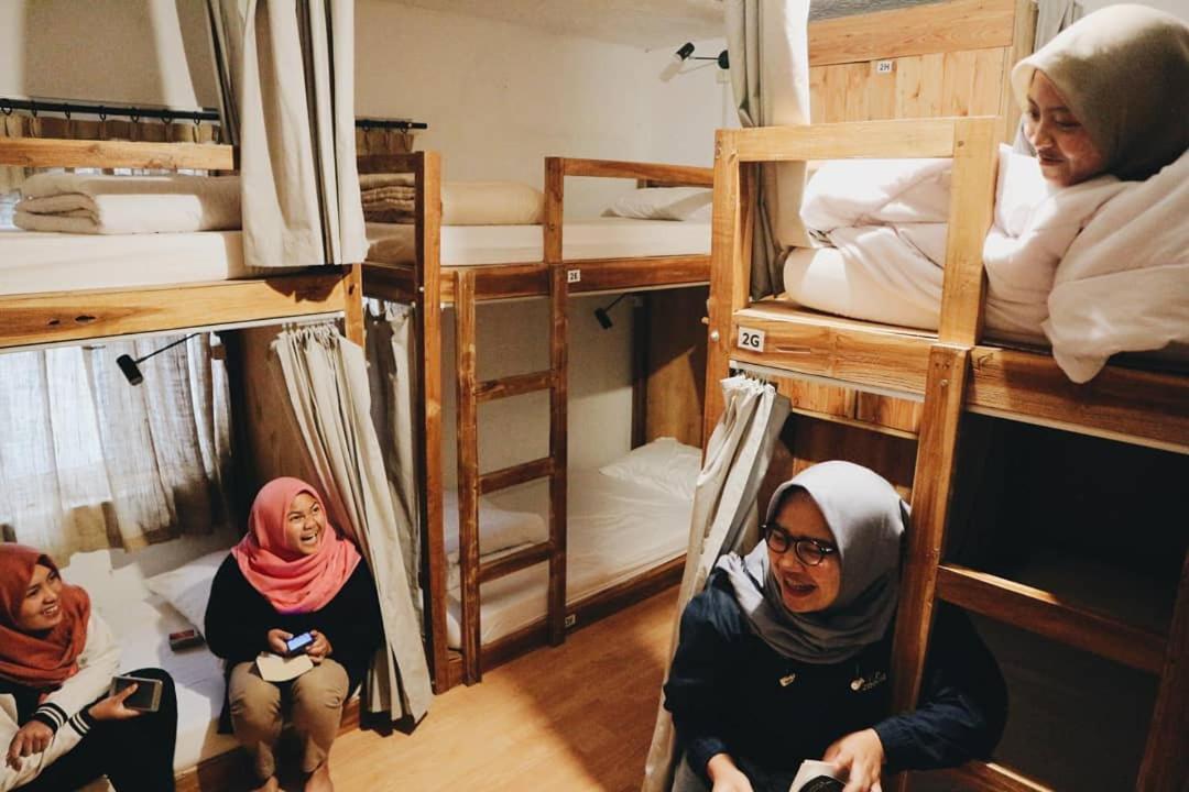 Tani Jiwo Hostel Diyeng Экстерьер фото